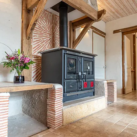 Casa de Férias Aux Hirondelles Du Chêne, Maison Ecureuil Leuvrigny