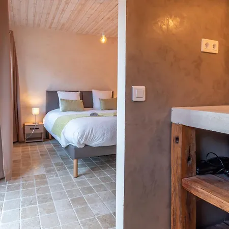 Casa de Férias Aux Hirondelles Du Chêne, Maison Ecureuil Leuvrigny